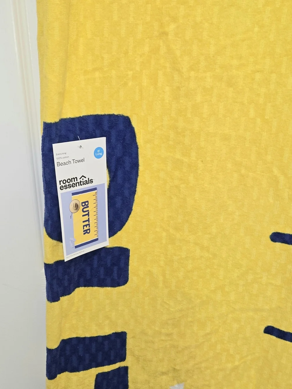 Room Essentials Extra Long Beach Towel 100% Cotton Butter Pattern 36 x 72 in.